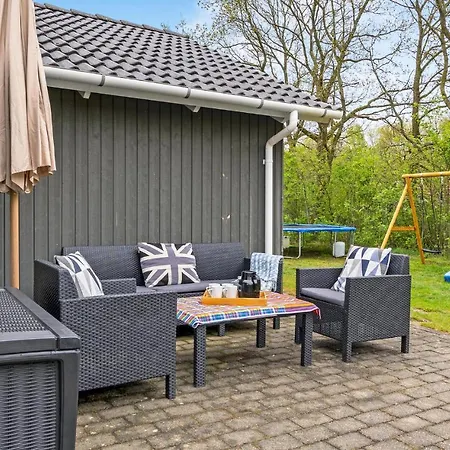 Fantastisk Hjem I Med Wifi Feriehus Ansager